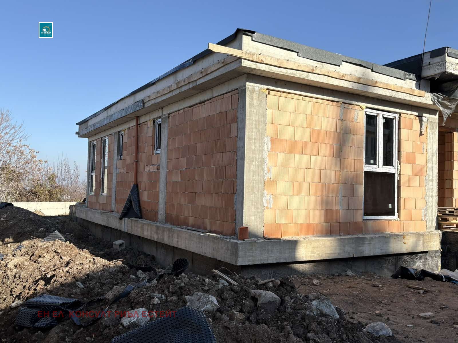 Продава КЪЩА, с. Марково, област Пловдив, снимка 2 - Къщи - 51576753