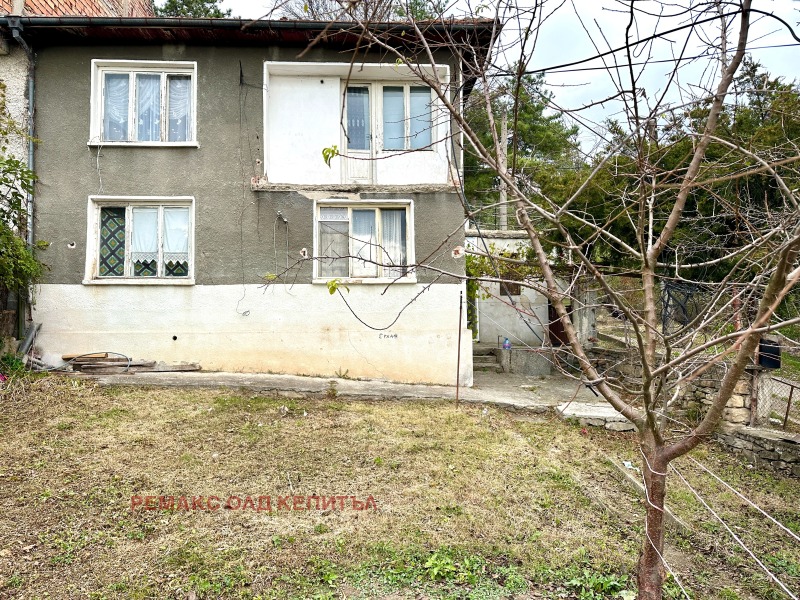 Продава КЪЩА в град Велико Търново, Асенов - 134 кв.м / 95 000 € » 185 803.85 лв., РЕМАКС ОЛД КЕПИТЪЛ