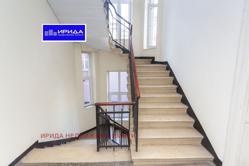 De vânzare  3 dormitoare Sofia , Țentâr , 123 mp | 86102351 - imagine [8]