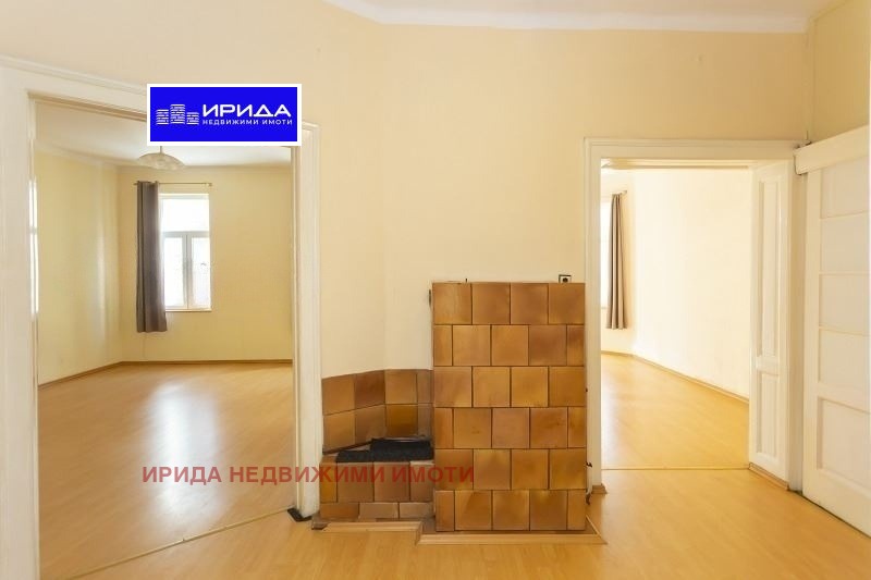 De vânzare  3 dormitoare Sofia , Țentâr , 123 mp | 86102351 - imagine [4]