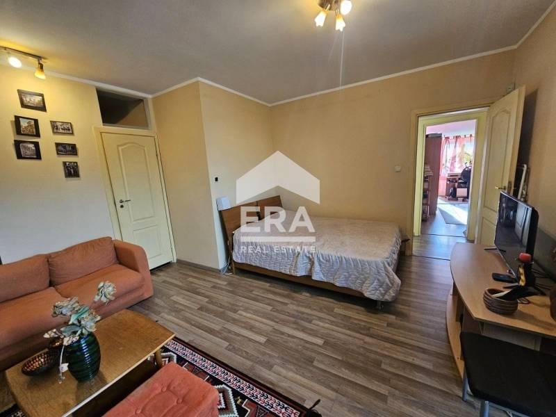 Продава МНОГОСТАЕН, гр. София, Бъкстон, снимка 10 - Апартаменти - 53473271