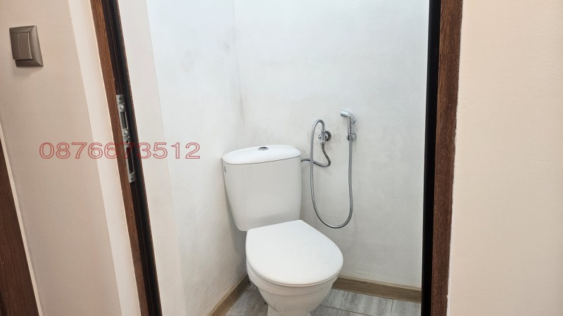 Продава ЕТАЖ ОТ КЪЩА, гр. Варна, Галата, снимка 7 - Етаж от къща - 52850955