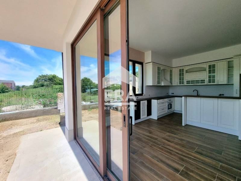 Продава КЪЩА, с. Николово, област Русе, снимка 12 - Къщи - 53524184