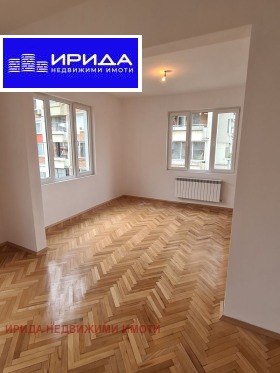 2 bedroom Tsentar, Sofia 1