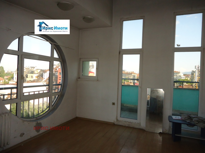 Na prodej  2 ložnice Sofia , Centar , 123 m2 | 22846566 - obraz [2]