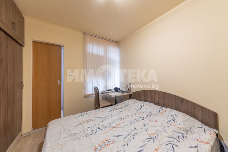 Продава 3-СТАЕН, гр. Варна, Център, снимка 11 - Апартаменти - 51718905