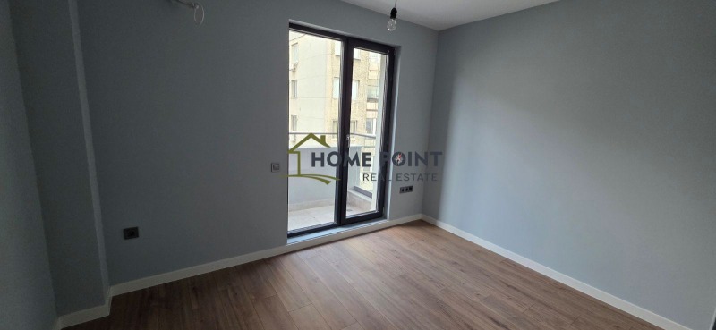 Продава 4-СТАЕН, гр. Варна, Зимно кино Тракия, снимка 6 - Апартаменти - 52386294