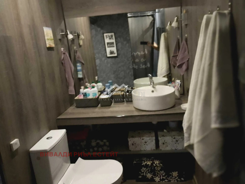 Продава КЪЩА, с. Аврен, област Варна, снимка 5 - Къщи - 52383968