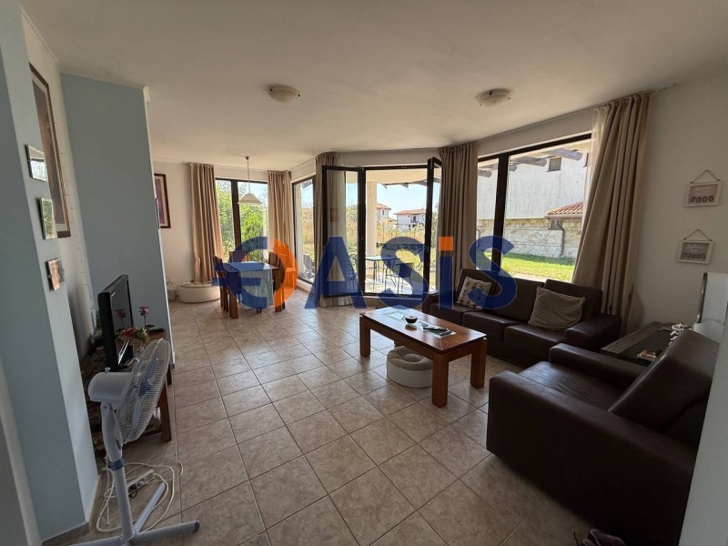 Продава КЪЩА, с. Кошарица, област Бургас, снимка 6 - Къщи - 52475516