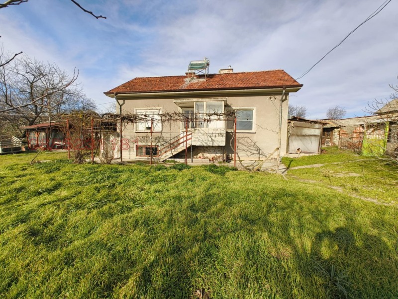 Продава КЪЩА в област Стара Загора, с. Богомилово - 800 кв.м / 175 000 € » 342 270.25 лв.