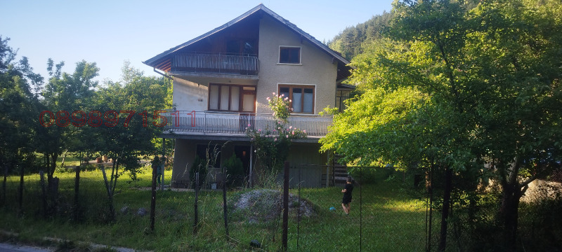 Продава КЪЩА в област Перник, с. Кладница - 170 кв.м / 215 000 € » 420 503.45 лв.