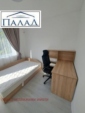 2 Schlafzimmer Asparuhowo, Warna 8