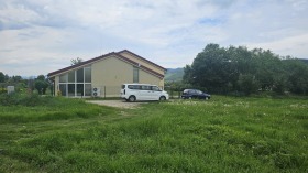 Grund Pravets, region Sofia 2