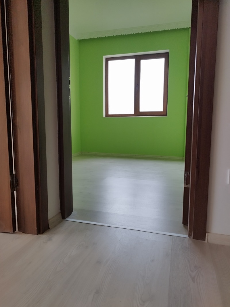 Eladó  2 hálószobás Plovdiv , Trakija , 70 négyzetméter | 45713732