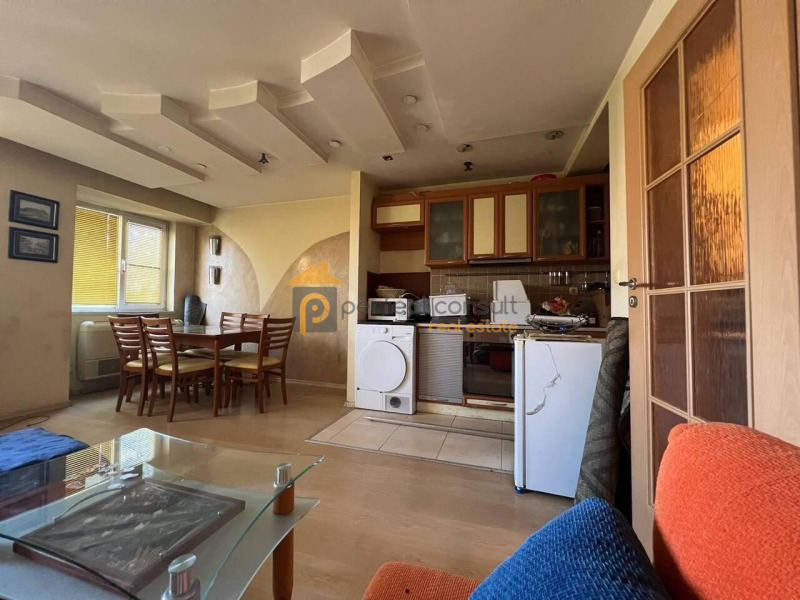 Продава  3-стаен град Пловдив , Център , 91 кв.м | 40455874 - изображение [2]