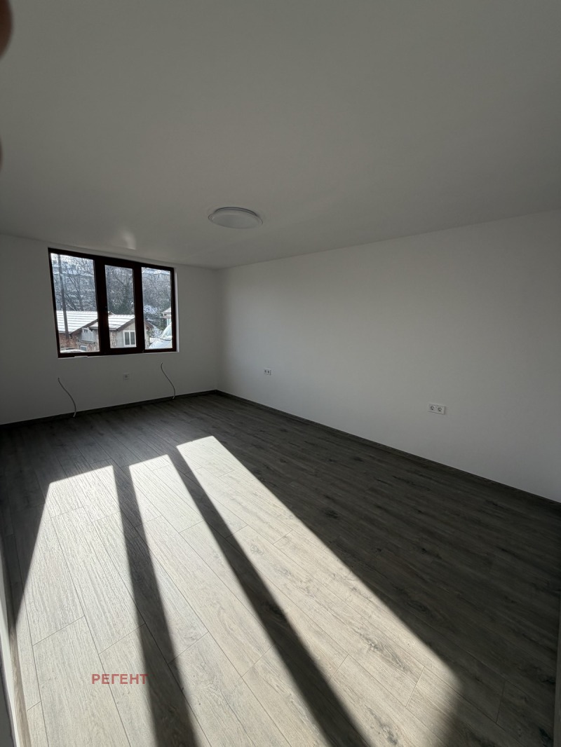 Продава ЕТАЖ ОТ КЪЩА, гр. Габрово, Център, снимка 2 - Етаж от къща - 53357312