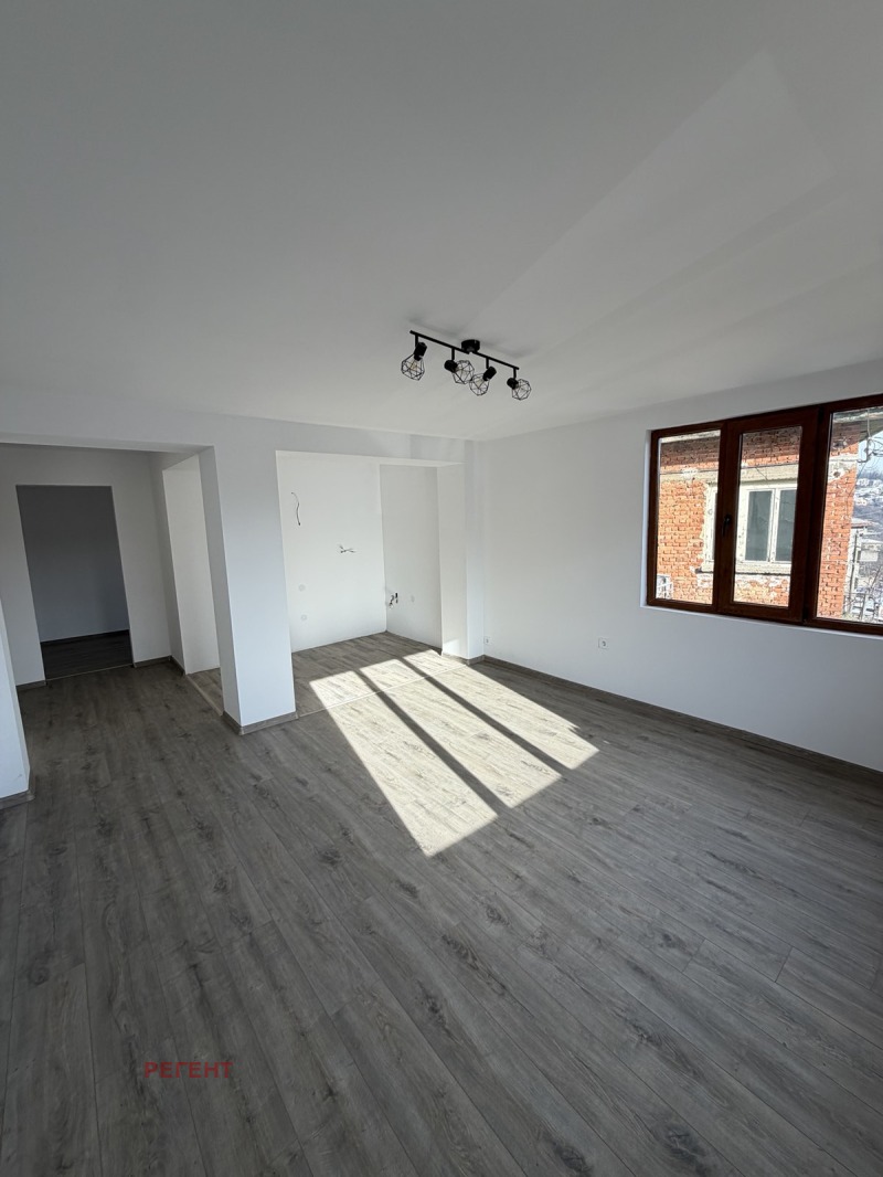 Продава ЕТАЖ ОТ КЪЩА, гр. Габрово, Център