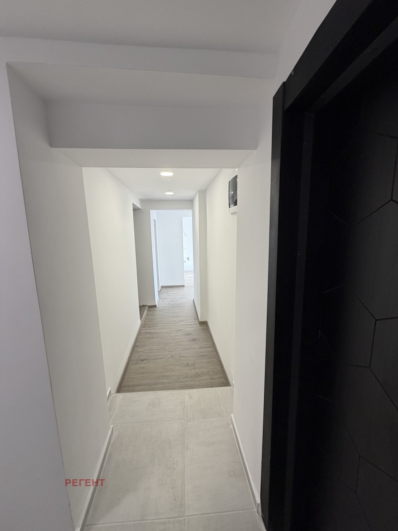 Продава ЕТАЖ ОТ КЪЩА, гр. Габрово, Център, снимка 6 - Етаж от къща - 53357312