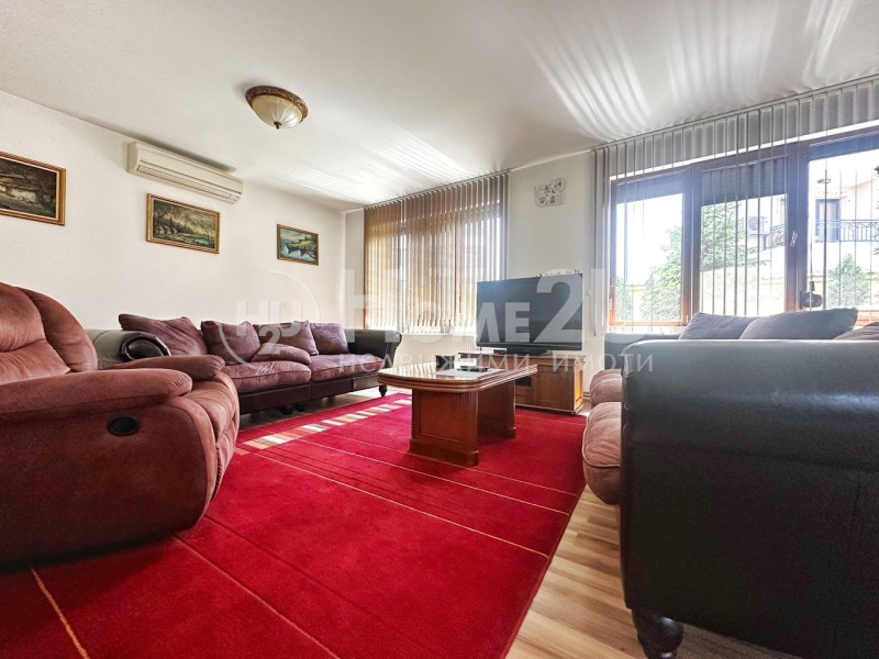 Na sprzedaż  Dom Plowdiw , Ostromila , 240 mkw | 99005072 - obraz [4]