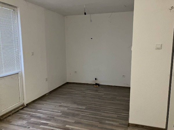 En venta  Casa región Plovdiv , Radinovo , 201 metros cuadrados | 83452035 - imagen [10]