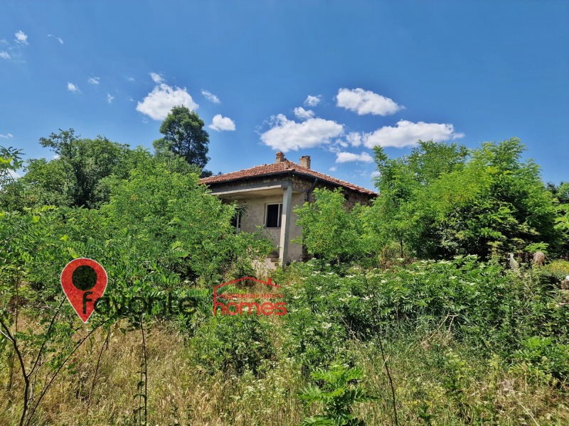 Продава  Къща област Шумен , с. Трем , 120 кв.м | 71660877