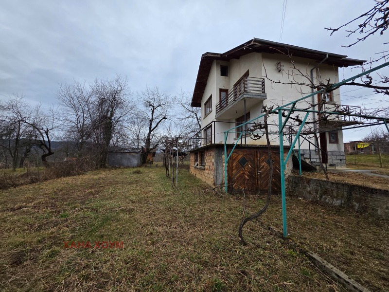 Продава КЪЩА, с. Балабанско, област Ловеч, снимка 2 - Къщи - 53327649