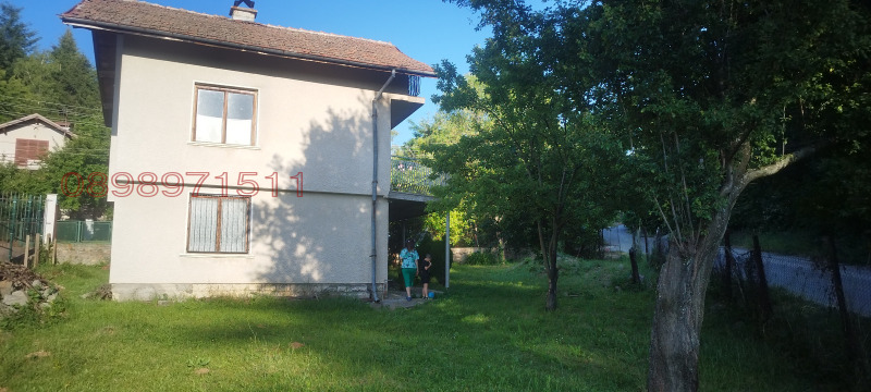 Продава КЪЩА, с. Кладница, област Перник, снимка 4 - Къщи - 52769889