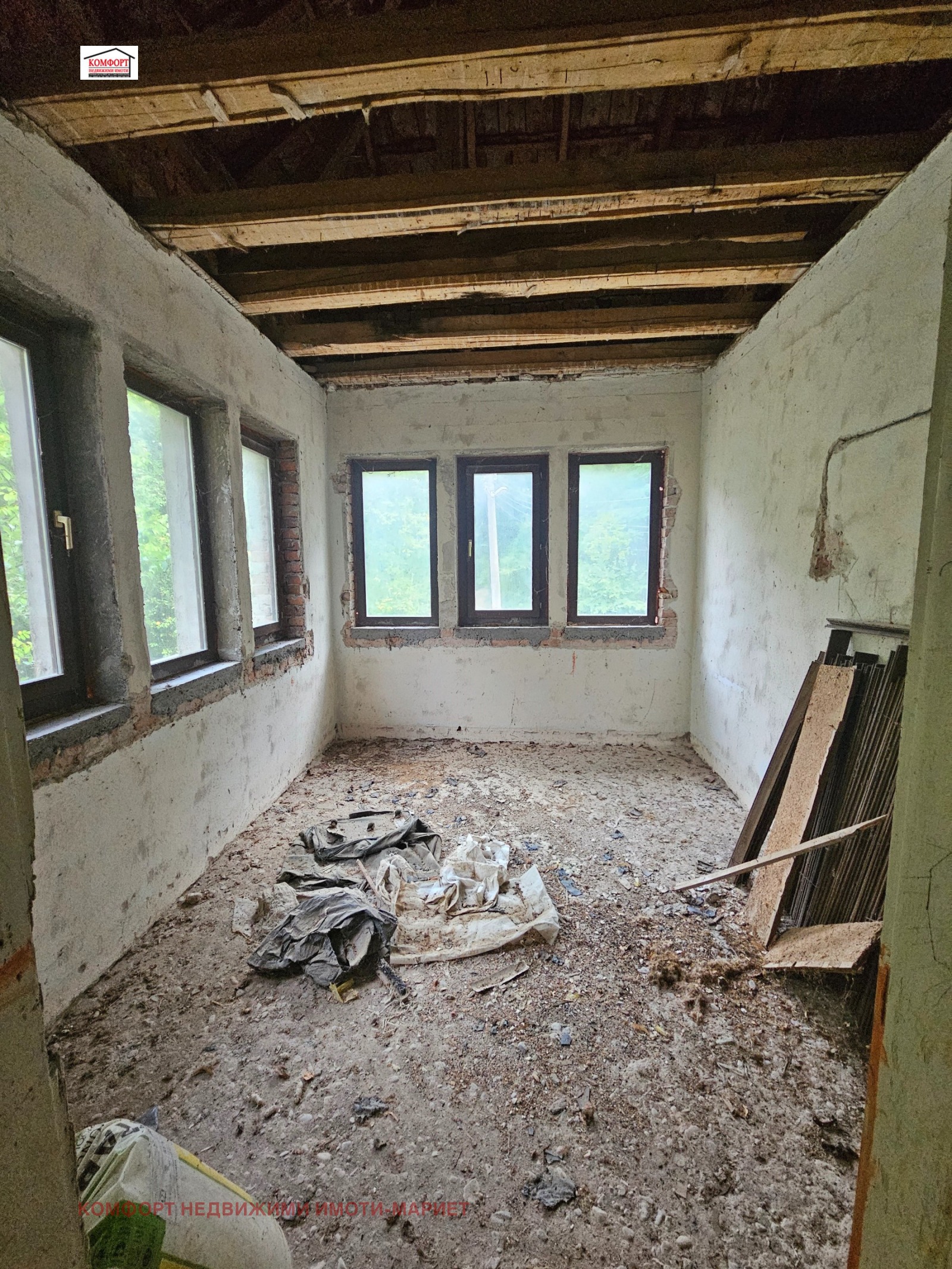 Продава КЪЩА, с. Гложене, област Ловеч, снимка 10 - Къщи - 55265125