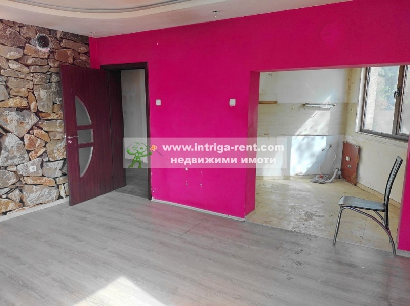 Продава 3-СТАЕН в град Хасково, Център - 91 кв.м / 94 589.00 € » 185 000 лв., ИНТРИГА ООД