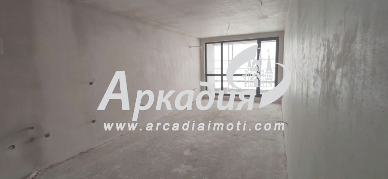 Продава  2-стаен, град Пловдив, Въстанически •  112 000 EUR • ID 81081600 — holmes.bg - [1] 