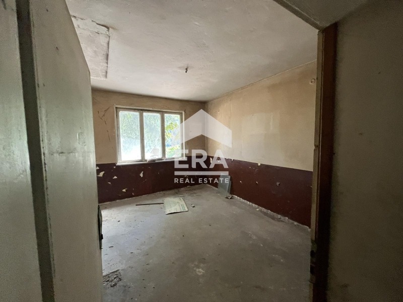 Продава ХОТЕЛ, с. Томпсън, област София област, снимка 11 - Хотели - 56161170