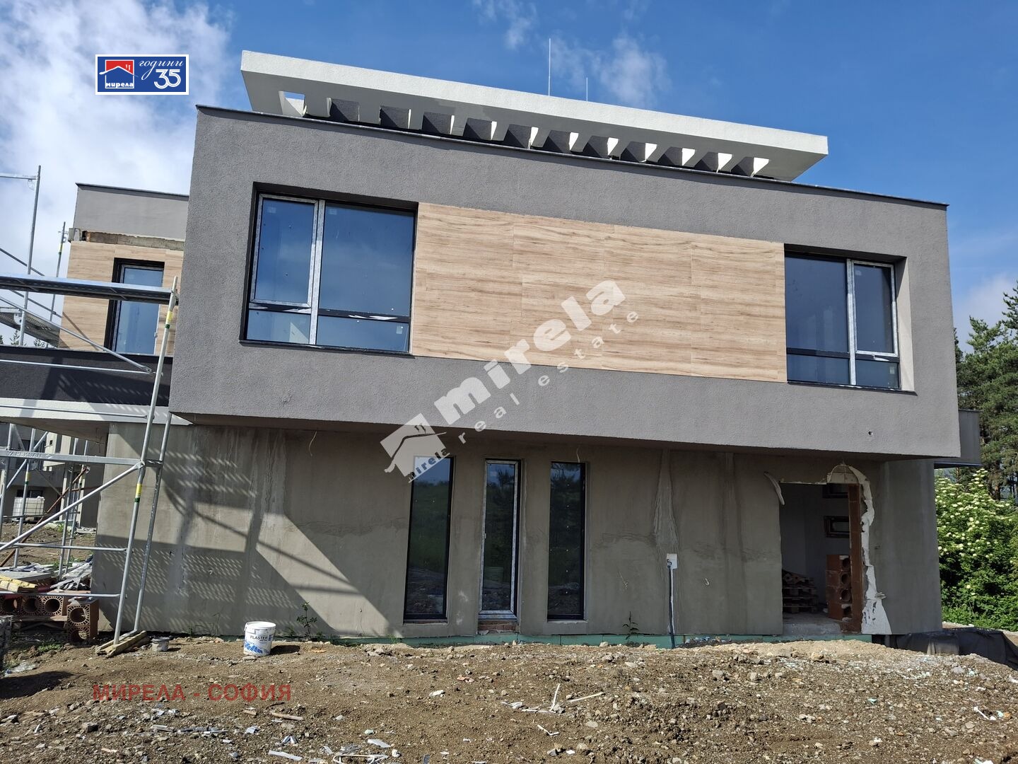 Продава КЪЩА, гр. София, Горна баня, снимка 2 - Къщи - 55688273