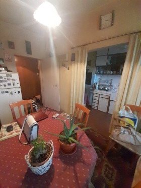 3+ Schlafzimmer Idealen zentar, Plewen 2