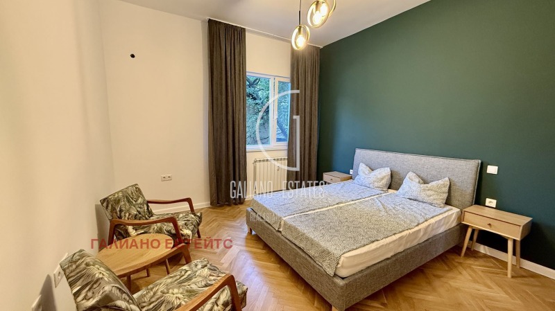 Продава 2-СТАЕН, гр. София, Център