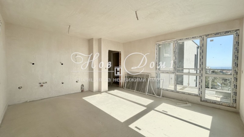 À venda  1 quarto Plovdiv , Iujen , 79 m² | 44638656