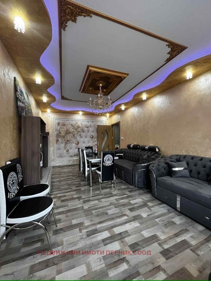 Продава  2-стаен област Перник , гр. Радомир , 70 кв.м | 28609447 - изображение [4]