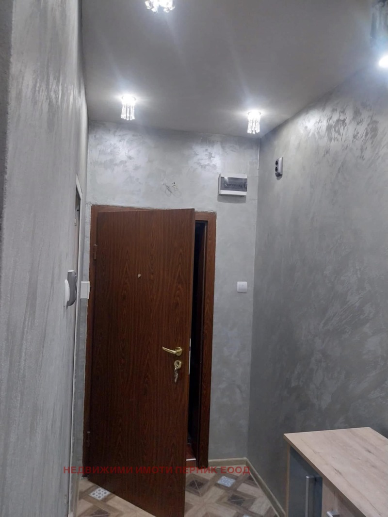 Продава  2-стаен област Перник , гр. Радомир , 70 кв.м | 28609447 - изображение [17]