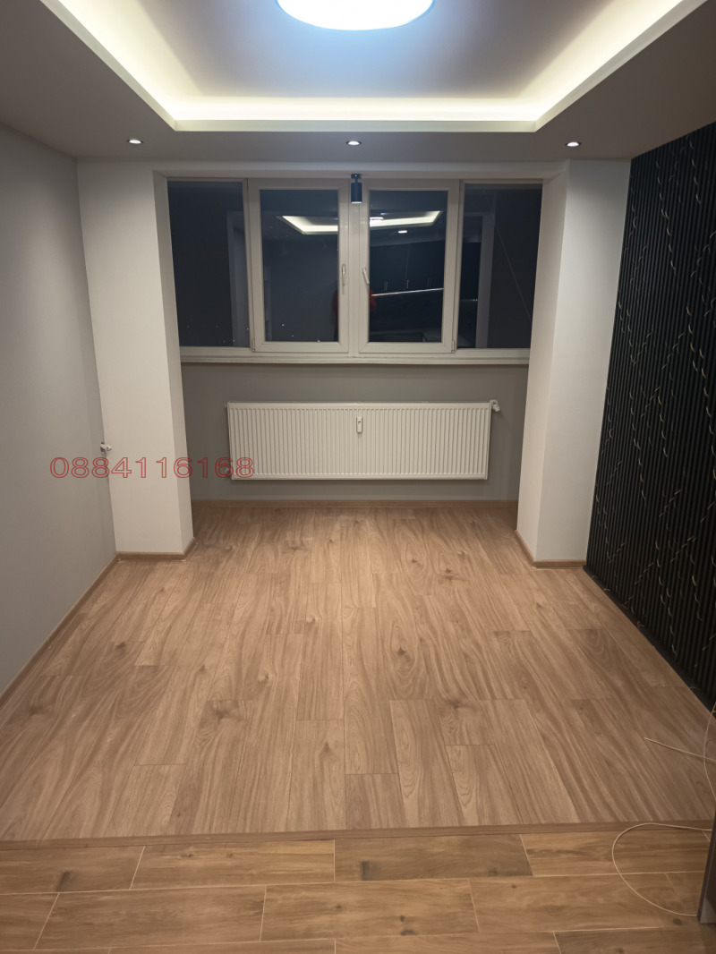 Продава 3-СТАЕН, гр. Перник, Мошино, снимка 2 - Апартаменти - 52784194