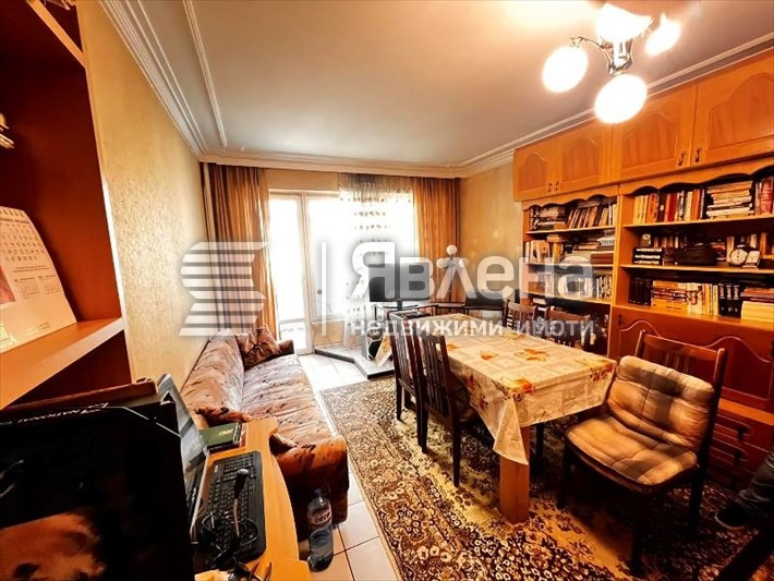 Продава 4-СТАЕН, гр. Благоевград, Струмско, снимка 2 - Апартаменти - 53181584