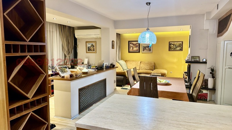 Продава МНОГОСТАЕН, гр. София, Манастирски ливади, снимка 2 - Апартаменти - 52781547