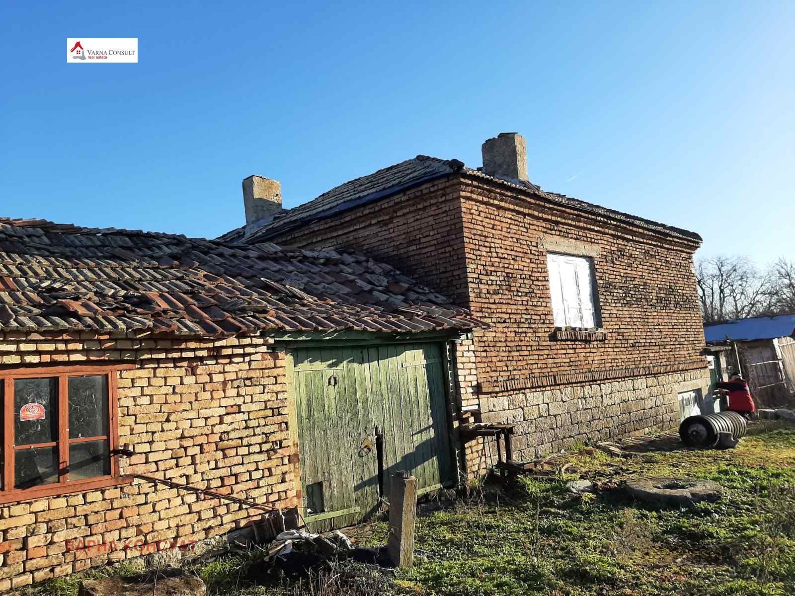 Продава КЪЩА, гр. Вълчи дол, област Варна, снимка 2 - Къщи - 48955148