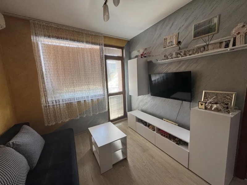 Til salgs  1 soverom Varna , Galata , 55 kvm | 36533969 - bilde [2]
