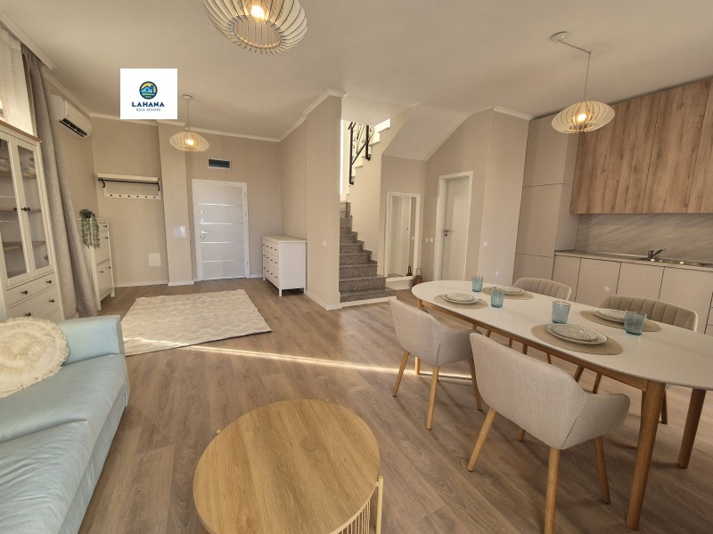 Myytävänä  Talo Burgas , Sarafovo , 140 neliömetriä | 85901964
