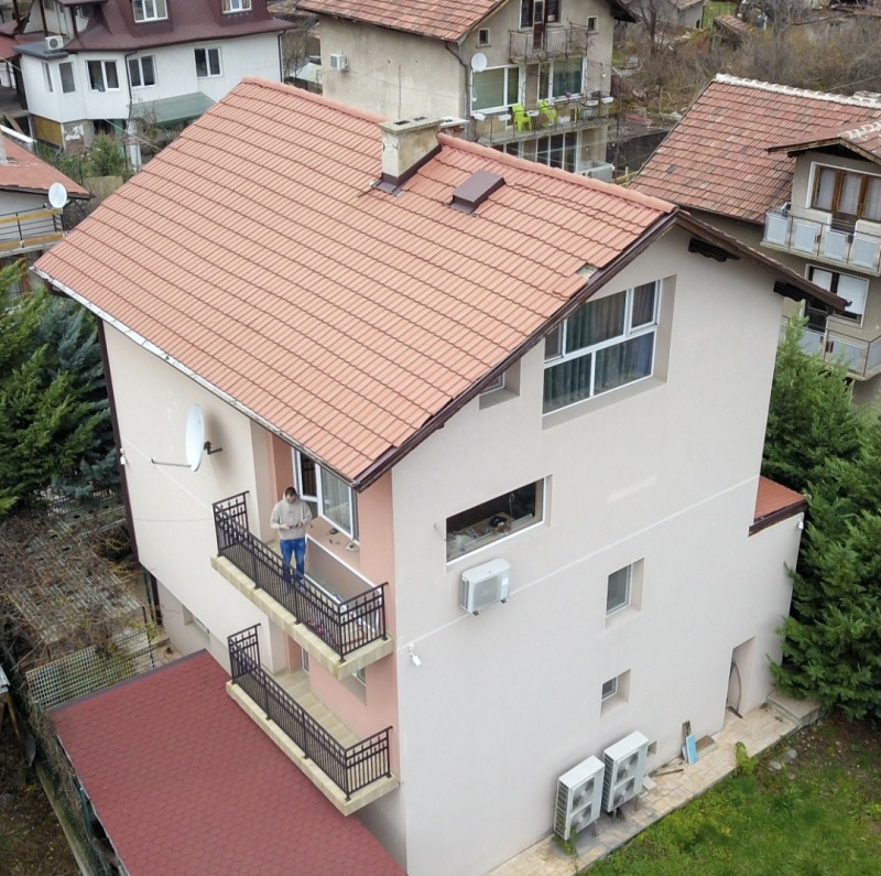Продава КЪЩА в град Перник, Драгановец - 288 кв.м / 348 900 € » 682 389.09 лв., НИКОЛ