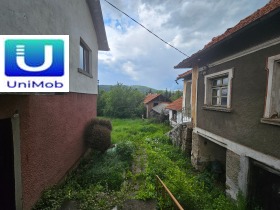 Hus Gorni Okol, region Sofia 6