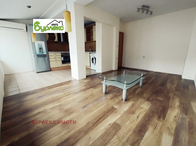 En venta  2 dormitorios Varna , Sportna zala , 80 metros cuadrados | 56171355