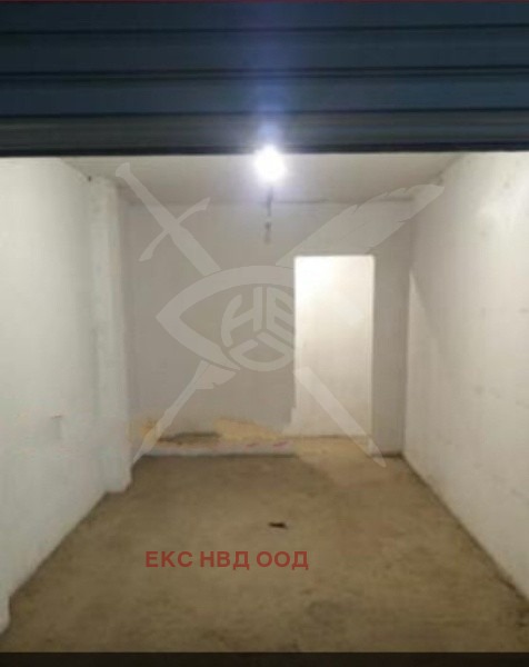 Продается  Гараж Пловдив , Кючук Париж , 18 кв.м | 50022055