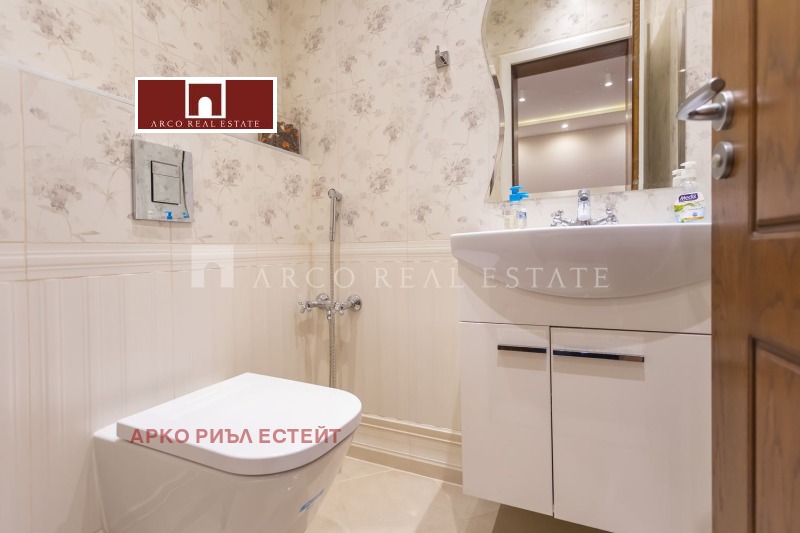 Na prodej  2 ložnice Sofia , Reduta , 113 m2 | 57155120 - obraz [12]