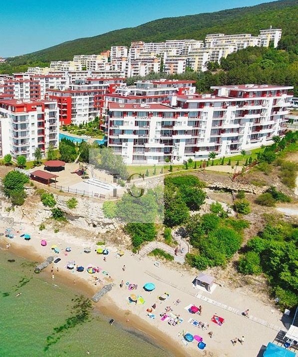 Продава 3-СТАЕН, гр. Свети Влас, област Бургас