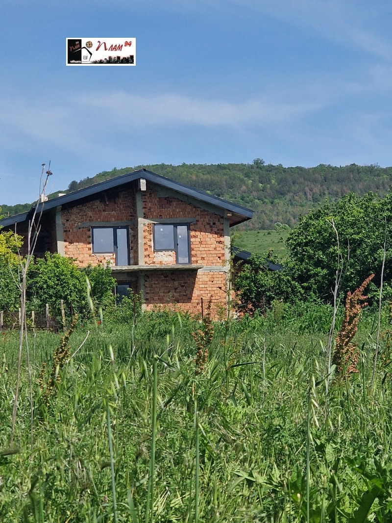 Till salu  Hus region Dobrich , Obrotjistje , 300 kvm | 30620368 - bild [6]